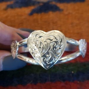 Montana Silversmiths Silver Heart Bracelet